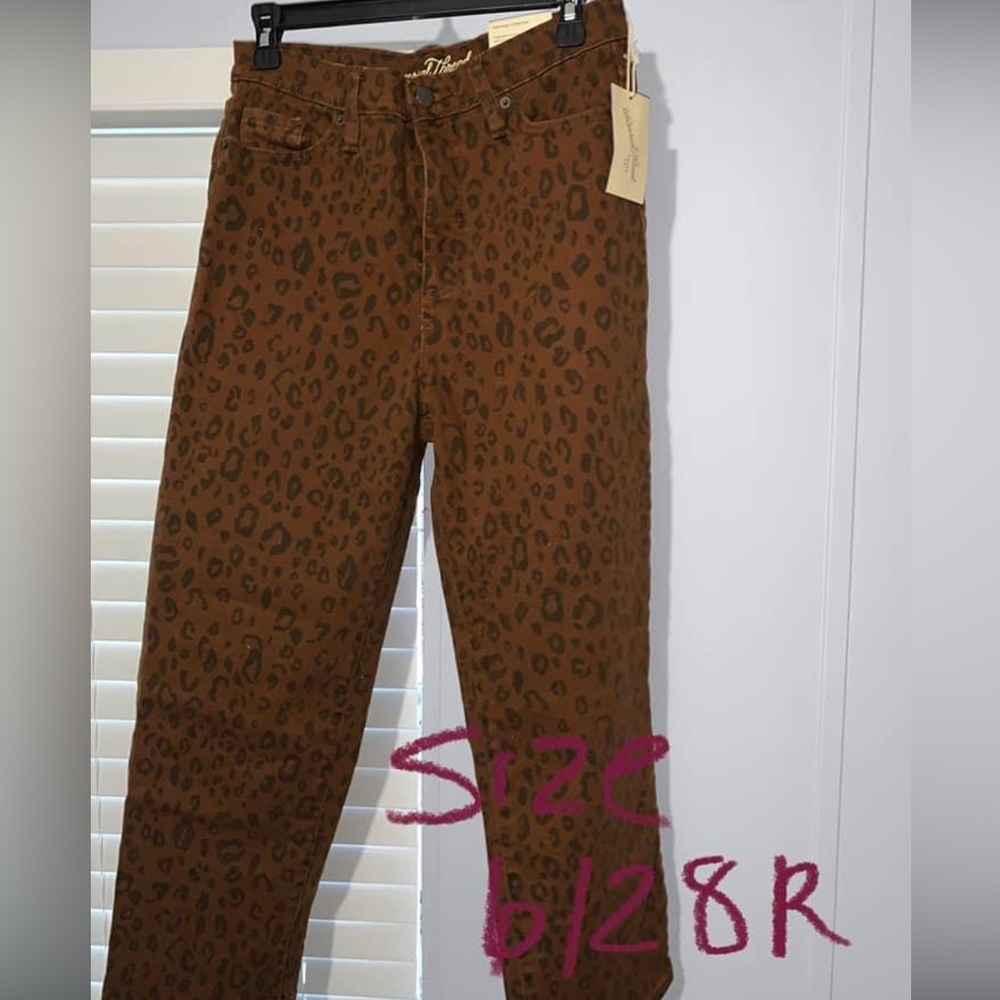 Universal Thread Jeans